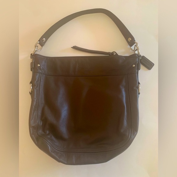 Coach Handbags - Coach Brown Leather Shoulder Bag